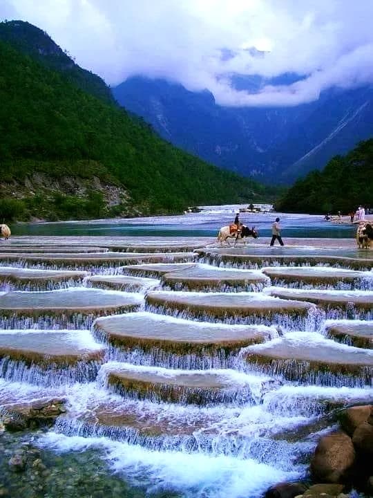 HÀ NỘI – ĐẠI LÝ - LỆ GIANG – SHANGRILA  NÚI TUYẾT NGỌC LONG